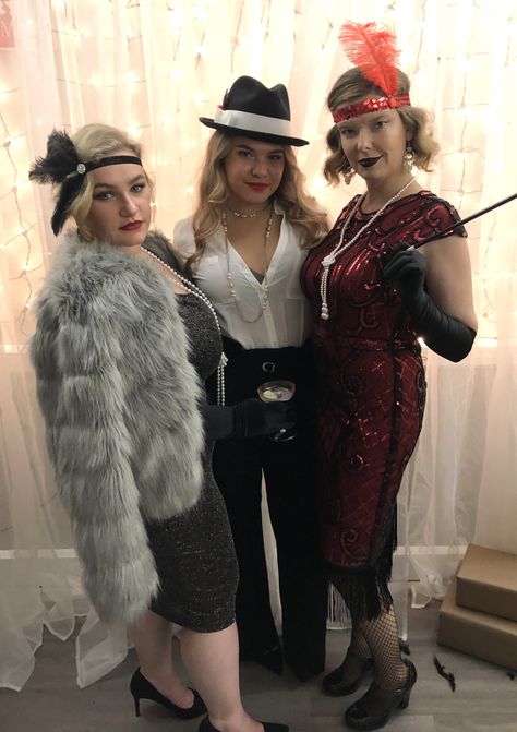 Great Gatsby Diy Outfit, Hollywood Theme Outfit Ideas, Speak Easy Outfit Ideas, Great Gatsby Party Outfit Diy, Great Gaspy Theme Outfit, Gatsby Party Outfit Diy, Modern Great Gatsby Outfit, Modern Gatsby Outfit, Gatsby Inspired Outfit