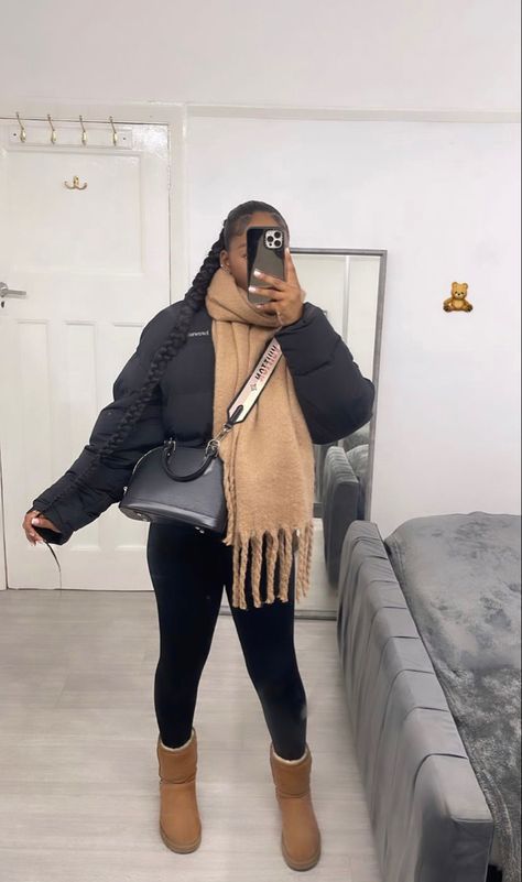 teeaisha Nyc Winter Outfits Uggs, Winter Looks For Black Women, Winter Outfits Cold Black Women, New York Winter Outfits Black Women, Canada Outfit Winter, Pumpkin Patch Outfit Black Women, Winter Outfits Blackgirl Baddie Casual, College Outfits Black Women, Winter Outfits Black Women