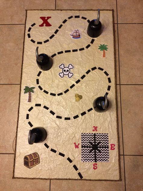 Pirate Ring Toss, Pirate Wreath, Pirate Party Games, Pirates Theme, Pirate Ring, Pirate Theme Party, Ring Toss Game, Pirate Halloween, Pirate Birthday Party