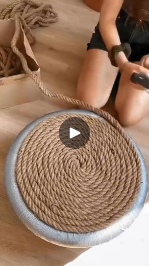 Diy Cat Scratcher, Ikea Pax Wardrobe, Diy Porch, Quick Crafts, Homemade Decor, Classic Home Decor, Everyday Hacks, Diy Closet, Diy Wood Projects Furniture