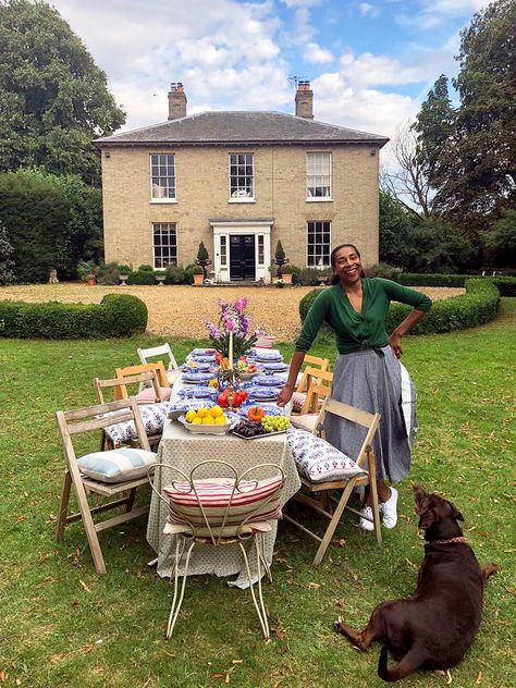 Country House On A Hill, Paula Sutton Hill House Vintage, Cottage Garden Party, Hill House Vintage, English Country House Decor, Paula Sutton, Sutton House, Beautiful Cheese Board, English Homes