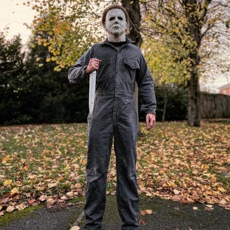 Jason Halloween Costume, Men's Halloween Costumes, Michael Myers Costume, Diy Adult Halloween Costumes, Easy Costume Ideas, Michael Meyers Halloween, Halloween Costumes For Men, Most Popular Halloween Costumes, Punny Halloween Costumes