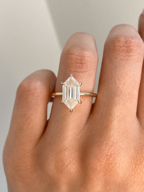 Delta - 6 Claw Elongated Hexagon with Hidden Halo | Cullen Jewellery Angular Engagement Ring, Elongated Hexagon Engagement Ring, Hexagon Cut Engagement Ring, Hexagon Engagement Ring, Hexagon Wedding, Deco Rings, Dainty Wedding Ring, Ring Inspo, Moissanite Solitaire Ring