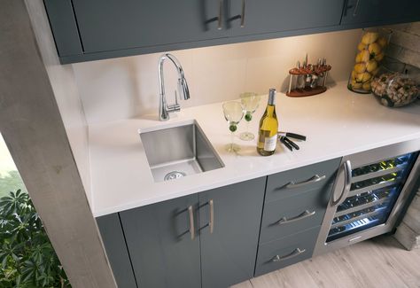 Create a fun and functional wet bar in your home with a modern Crosstown prep sink. Straight sidewalls and a flat bottom on this stainless steel sink means glassware won't tip so you can entertain worry-free. Basement Wet Bar, Undermount Bar Sink, Bar Nook, Basement Kitchenette, Home Wet Bar, Sink Bowl, Basement Bar Designs, Basement Kitchen, Condo Ideas