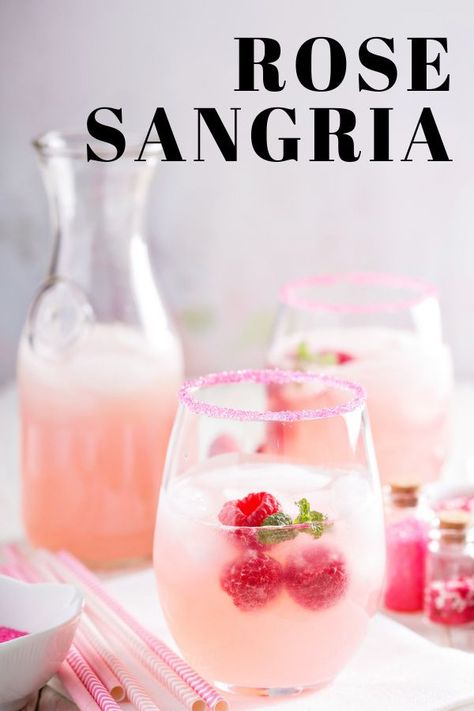 Spanish Sangria, Prosecco Cocktail Recipes, Sangria Drink, Berry Sangria, Rose Sangria, Prosecco Cocktails, Rose Cocktail, Raspberry Rose, Sangria Recipe