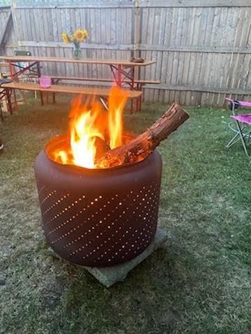 Camping Washing Machine, Portable Propane Fire Pit, Diy Fire Pit Ideas, Washer Drum, Old Washing Machine, Washing Machine Drum, Weekend Camping Trip, Portable Fire Pits, Fire Photography