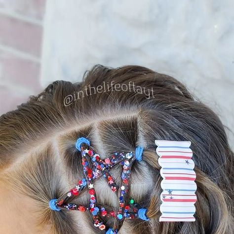 inthelifeoftayt on Instagram: "We are getting ready for the 4th of July with this cute star! We added our favorite glitter from @harpyranneco and the cutest clip from @shop_hellohoney . . . . #kidshairstyles #kidshairstyle #kidshair #kidshairdo #kidshairideas #kidhairstyles #littlegirlhairstyles #littlegirlshairstyles #littlegirlshair #littlegirlhair #littlegirlhairstyle #hairoftheday #hairofinstagram #hairofinsta #hairofig #easyhairstyle #easyhairstyles #starhair #hairglitter #hairclip #leathe 4th Of July Hairstyles Star, Girl 4th Of July Hair, Star Hairstyles For Kids 4th Of July, 4th Of July Hairstyles For Short Hair, Star Hairstyles For Kids, Fourth Of July Hairstyles For Kids, Forth Of July Hairstyle, 4th Of July Hairstyles For Kids, Star Hair Design