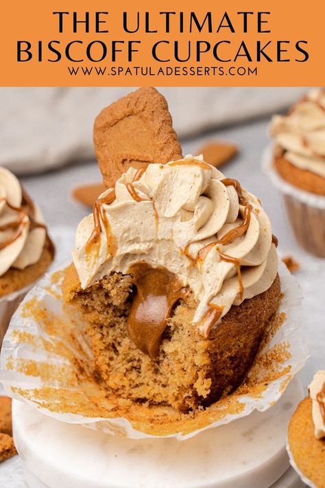 Moist and delicious Biscoff cupcakes Biscoff Cupcakes Recipe, Filled Cupcake Recipes, Cupcake Frosting Ideas, Biscoff Cream, Biscoff Butter, Gourmet Cupcake Recipes, Biscoff Buttercream, Biscoff Cupcakes, Speculoos Cookie Butter