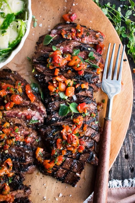 Balsamic Skirt Steak, Mediterranean Skirt Steak, Dinner Party Steak, Fall Steak Recipes, Skirt Steak Dinner Ideas, Skirt Steak Recipe, Red Pepper Relish, Raw Zucchini Salad, Steak Peppers