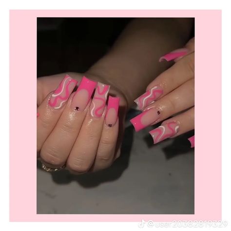 Funky French Tip Acrylic Nails, Easter Nails Acrylic Almond, Nail Ideas For Spring Square, Easter Nails Acrylic Square, Cute Easter Nails Acrylic, Summer Nail Ideas Acrylic Square, Easter Nail Ideas Acrylic, Medium Length Square Nails Acrylic, Nail Inspo Square Medium