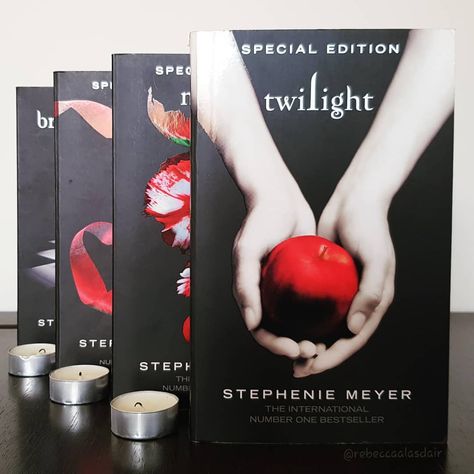 What book/series was all the rage when you were at high school? I was in year 8 (~14yrs old) when the #Twilight books hit it big, and let… Twilight Books, Stephenie Meyer, Year 8, What Book, Book Series, My Pictures, High School, Let It Be, Books