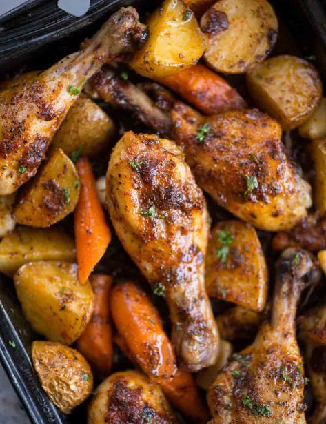 Oven Baked Chicken Legs, Roasted Chicken Legs, Chicken Breast Crockpot Recipes, Crockpot Chicken Breast, Baked Chicken Drumsticks, Chicken Leg Recipes, Chicken Drumstick Recipes, Drumstick Recipes, Baked Vegetables