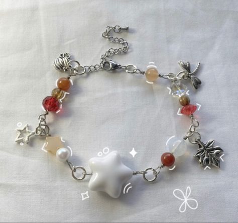 Gilmore Girls inspired bracelet, Harvard version ☆ Gilmore Girls Bracelet, Girls Bracelet, Red Pearl, Yellow Star, Girl Inspiration, Pinterest Board, Gilmore Girls, Orange Red, Pearl Beads