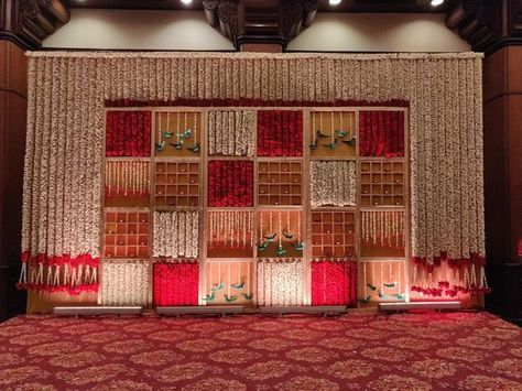 🥰 Wedding Stage Decorations Indian Traditional, Pellikuthuru Decoration At Home, Indian Baby Shower Decorations, Leaf Decor Wedding, Indian Wedding Stage, Engagement Stage, Engagement Stage Decoration, Reception Stage Decor, Simple Stage Decorations