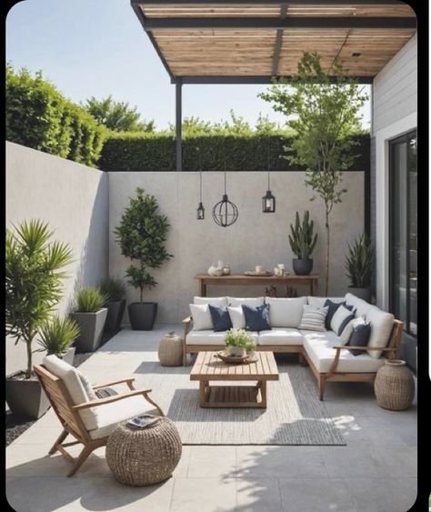 Small Outdoor Living Space Design, Terrace Designs Outdoor, Outdoor House Garden, Mexican Modern Backyard, Garden Patio Furniture Ideas, Outdoor Villa Design, Beautiful Patio Ideas, Small Terrace Ideas Outdoors, Backyard Terrace Ideas