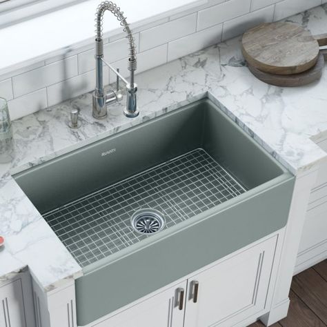 Modern American Kitchen, Contemporary Kitchen Sinks, Apron Front Kitchen Sink, Single Basin Sink, Farmhouse Kitchen Sink, Kitchen Sink Design, European Kitchens, American Kitchen, Farmhouse Aprons