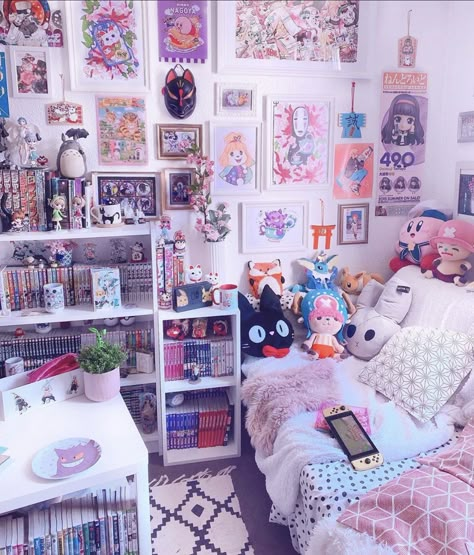 Weeb Room, Anime Bedroom Ideas, Nerd Room, Kawaii Bedroom, Cute Room, Otaku Room, Gamer Room Decor, Dekorasi Kamar Tidur, Anime Room