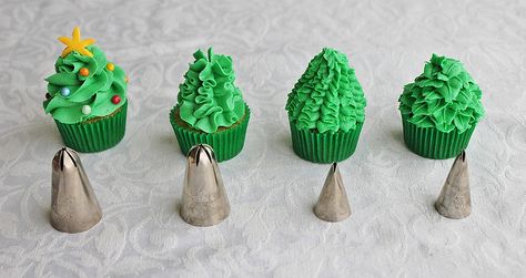 Mini Christmas Tree Cupcakes | Lydia Grace | Flickr Tree Cupcakes, Deco Cupcake, Cupcakes Christmas, Christmas Cupcakes Recipes, Christmas Cupcakes Decoration, Christmas Tree Cupcakes, Christmas Cake Designs, Holiday Cupcakes, Mini Tree