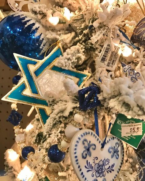 Jewish Christmas Tree, Hanukkah Christmas Tree, Hanukkah Village, Hanukkah Aesthetic, Hanukkah Tree, Jewish Christmas, Hanukkah Decorations, Christmas Hanukkah, Happy Hanukkah