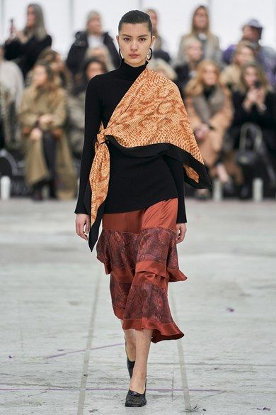 Marlene Birger, 2020 Runway, Scarf Outfit, Malene Birger, By Malene Birger, How To Wear Scarves, Vogue Fashion, Fashion Show Collection, Fashion 2020