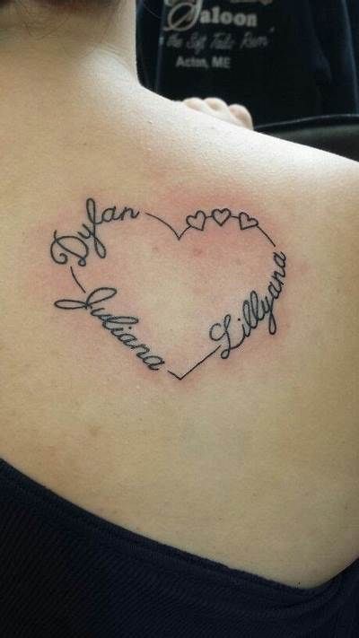 Heart Shaped Tattoos, Tato Nama, Heart Tattoos With Names, Tattoos With Names, Name Tattoos For Moms, Tiny Wrist Tattoos, Cool Wrist Tattoos, Tattoos With Kids Names, Mommy Tattoos