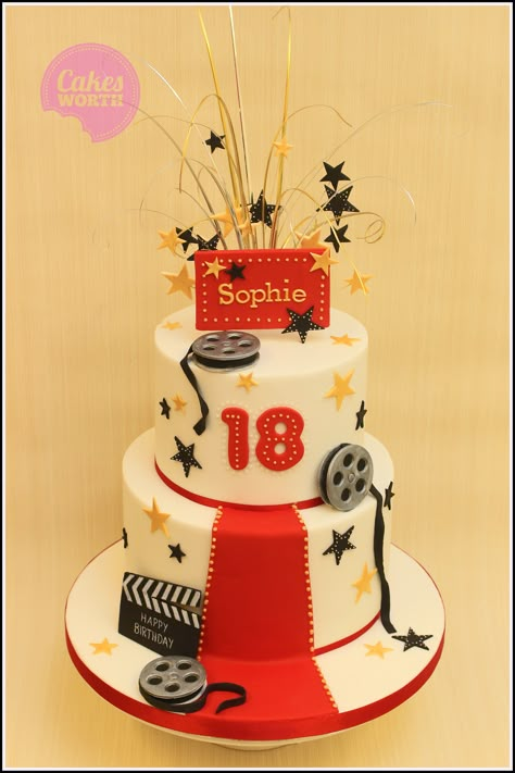 Hollywood themed 18th birthday cake. x Theater Birthday Cake, Movie Theme Birthday Party Cake, Hollywood Cake Ideas, Red Carpet Birthday Cake, Hollywood Birthday Cake, Hollywood Theme Cake, Trendy Birthday Themes, Cinema Cake, Red Carpet Cake