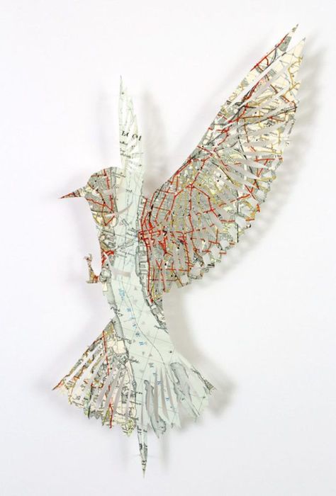 Claire Brewster - bird sculpture from paper maps Maps Textiles, Liverpool Bird, Applique Birds, Gcse Sketchbook, Textiles Gcse, Gcse Textiles, Experimental Art, Ella Enchanted, Bird Sculptures