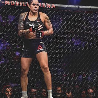 Amanda Nunes Wallpaper, Mcgregor Style, Bruce Buffer, Conor Mcgregor Style, Fighter Character, Female Mma Fighters, Mma Girls, Amanda Nunes, Seven Nation Army