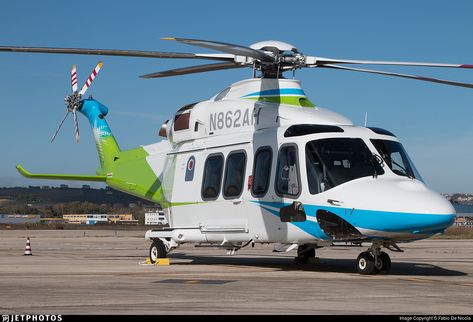 N862AH. Agusta-Westland AW-139. JetPhotos.com is the biggest database of aviation photographs with over 4 million screened photos online! Westland Helicopters, Saudi Aramco, Boeing 747 200, Deck Photos, Airport City, Flight Deck, Boeing 747, Aircraft Modeling, Helicopter