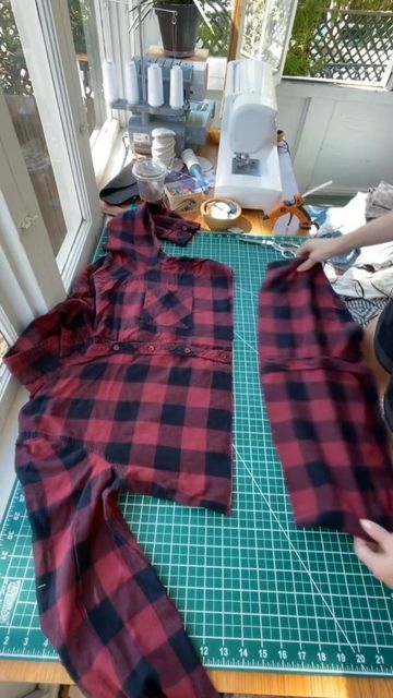 Flannel Shirt Upcycle, Mens Flannel Shirt Refashion, Flannel Refashion, Upcycled Flannel Shirts, Flannel Upcycle, Upcycle Shoes, Flannel Shirt Refashion, Shirt Upcycle, Mens Shirt Refashion