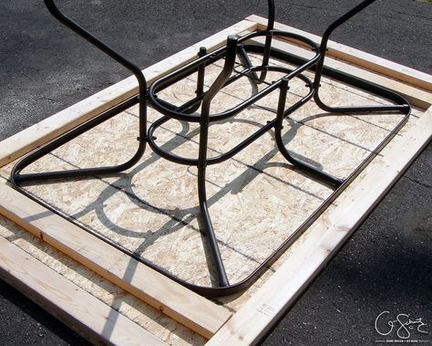 Salvage a patio table by building a new top for it with tile and mosaic tile by Q-Schmitz featured on @Remodelaholic Patio Table Redo, Tile Patio Table, Tile Patio, Mosaic Patio Table, Patio Table Top, Diy Patio Table, Table Mosaic, Outdoor Patio Table, Patio Tiles