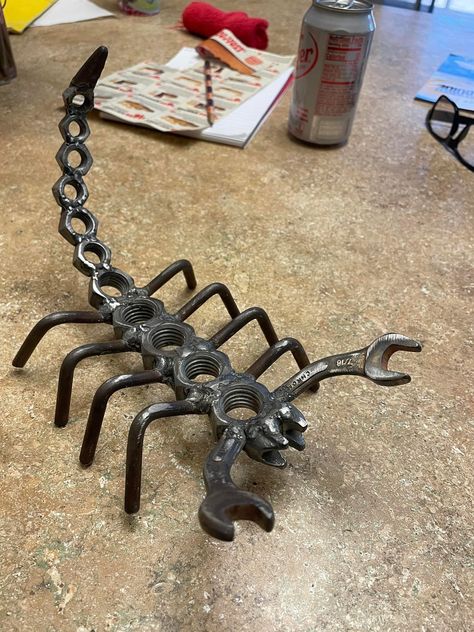 Metal Scorpion, Diy Welding Projects, Metal Sculpture Artists, Metal Welding Art, Welding Jobs, Welding Art Projects, Diy Welding, Arc Welding, Metal Welding