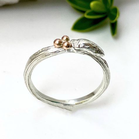 Silver and Rose Gold Willow Twig Wedding Ring, 9th Wedding Anniversary Gift, Unique Wedding Ring by CarolineBrookJewelry on Etsy Pink Gold Wedding Rings, Unique Rustic Wedding, Nature Wedding Ring, Traditional Wedding Rings, 9th Wedding Anniversary, Rustic Wedding Rings, Unique Wedding Ring, Acorn Necklace, Pink And Gold Wedding