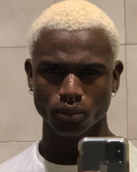 Men Blonde Hair, Dyed Hair Men, Shaved Hair Designs, Dark Skin Men, The Minotaur, Black Men Hairstyles, Corte De Cabelo Masculino, Shaved Head, Young Justice