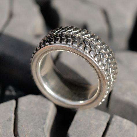 Capturing a new 925 Silver Tire Ring in it's native environment in Moab Utah. #Utah #MadeinUSA #Men'sRing #TireRing #menstyle #mensfashion #Moab #Moabutah #Jeep #Jeeplife #Trail #offroad Silver Mt Zion, Moab Utah Jeep Trails, Tire Rings, Moab Utah, Jeep Life, Utah, 925 Silver, Silver