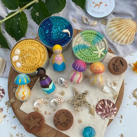 🧜🏽‍♀️MERMAID PLAYDOUGH KITS. 🧜🏽‍♀️ . 🐚Our Mermaid Kit has been a customer favourite since the very beginning! . 🧜🏽‍♀️Its had many variations over the years…. . 🐚Swipe to see. . P.S The summer launch is coming VERY soon, stay tuned for more! 🧜🏽‍♀️ ☀️ 🍦 🐠 🐋 🐚 🪸 . ✨ ✨ ✨ #mermaidplaydough #mermaidactivities #playdoughfun #playdoughkit #activitiesforkids #letskeepkidsbusy #plasticfreeplay #woodentoys #pegdollplay #plasticfreepackaging #loosepartsplay #learningthroughplaydough #learningwiththesm... Mermaid Playdough, Small Business Uk, Summer Play, Playdough Kits, Early Learning Activities, Small World Play, Peg Doll, Screen Free, Summertime Fun