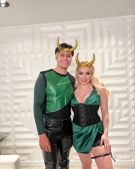 Loki couole costume. Loki varients Loki Disneybound, Thor And Loki, Loki Costume, Cute Disney Outfits, Couple Costume, Couple Costumes, Marvel Stuff, Halloween 2024, Couples Costumes