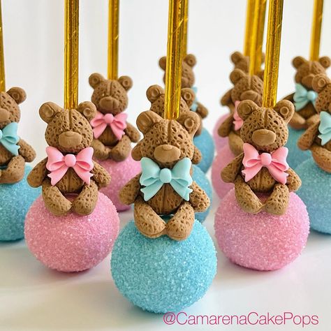 Gender Reveal Cake Pops, Baby Shower Cake Designs, Pops Cake, Gender Reveal Cupcakes, Baby Shower Chocolate, Baby Shower Candy Bar, Teddy Bear Theme, Cake Bites, Baby Gender Reveal Party