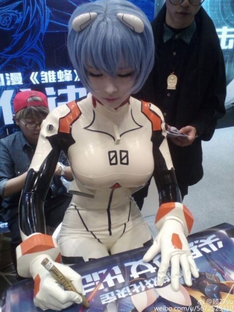 Rei Ayanami (from Evangelion) (x-post /r/cosplaygirls) - Imgur Rei Ayanami Cosplay, Evangelion Cosplay, Latex Cosplay, Neon Evangelion, Epic Cosplay, Rei Ayanami, Mia 3, Poses References, Amazing Cosplay