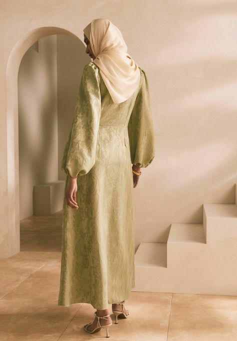 Next REGULAR FIT - LONG SLEEVE WAISTED PUFF - Maksimekko - sage green Green Long Sleeve, Sage Green, Puff Sleeve, Online Shop, Maxi Dress, Long Sleeve, Green, Dresses