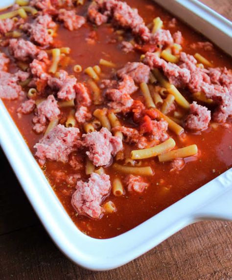 Easy Party Side Dishes, Baked Ziti Crockpot, Cavatini Recipe, Baked Spaghetti With Ricotta, Ricotta Pasta Bake, Easy Sausage Recipes, Easy Baked Ziti, Ziti Recipe, Sausage Pasta Recipes