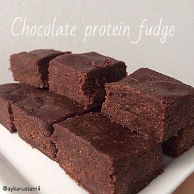 Chocolate Protein Fudge Thm Brownies, Beetroot Brownies, Freezer Treats, Protein Fudge, Ripped Recipes, Fudge Chocolate, Protein Baking, Protein Bread, Protein Treats