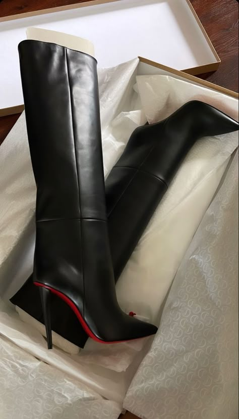 Dhgate Finds, Louboutin Boots, Professional Success, Fashion Shoes Heels, Shoes Heels Classy, Classy Shoes, Heels Classy, Fancy Shoes, Cute Heels