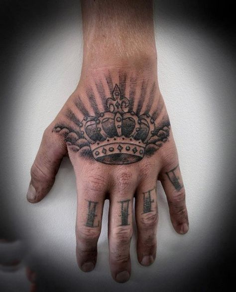 Top Of Hand Tattoos Men, Men’s Hand Tattoo, Best Hand Tattoos Men, Crown Hand Tattoo, Back Of Hand Tattoos, Crown Tattoo Men, Crown Tattoos For Women, Tattoo Main, Small Wave Tattoo