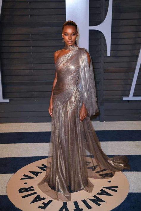 Soirée Dresses, Dramatic Romantic, Confirmation Dresses, Hijab Dress Party, Intellectual Property Rights, Beautiful Long Dresses, Jasmine Tookes, Dramatic Style, Property Rights