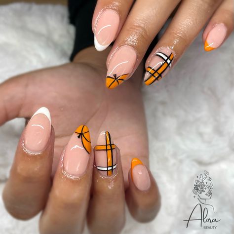 Fall Nail French Tips Autumn, Fall Season Nails French Tip, Autumn Nails French Tips Square, Pumpkin French Tip Nails, Simple Pumpkin Nails, Thanksgiving Nails Almond, French Tip Fall Nails, Fall Nails French Tip, French Fall Nails