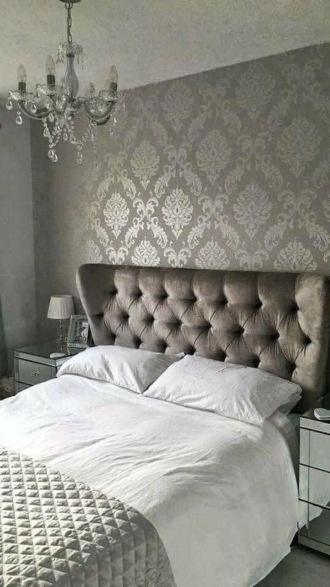 Grey Wallpaper Bedroom, Damask Wallpaper Bedroom, Wallpaper Bedroom Feature Wall, Wallpaper Design For Bedroom, Damask Wall, Silver Bedroom, Feature Wall Bedroom, Wallpaper Soft, Bedroom Wallpaper