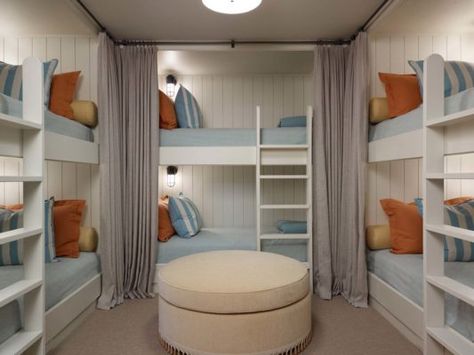 Contemporary Lakeside Retreat-Myefski Architects-18-1 Kindesign Bunk Room Ideas, Sleepover Room, Bunk Bed Rooms, Bunk Beds Built In, Built In Bunks, Bunk Rooms, Bunk Beds With Stairs, Bunk Bed Designs, Space Bedding