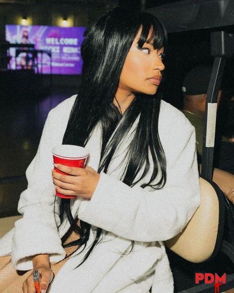 Backstage photos of Nicki in Gag City Miami 🏝️#nickiminaj New Nicki Minaj, Nicki Minaj Pictures, Black Women Makeup, Rap Lyrics, Female Rappers, Black Women Art, Miami Florida, Nicki Minaj, Black Women Hairstyles