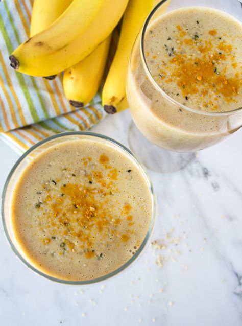 GOOD NEWS - GREAT 4 YOUR HEALTH:  A Turmeric Banana smoothie with ginger ..  [I used turmeric for arthritis - 1 in a.m, 1 in p.m]  #Smoothies  #Herbs Smoothie Ginger, Smoothie With Ginger, Banana Smoothie Recipe Healthy, Turmeric Smoothie Recipes, Health Herbs, Banana Smoothie Healthy, Turmeric Smoothie, Protein Smoothies, Turmeric Recipes